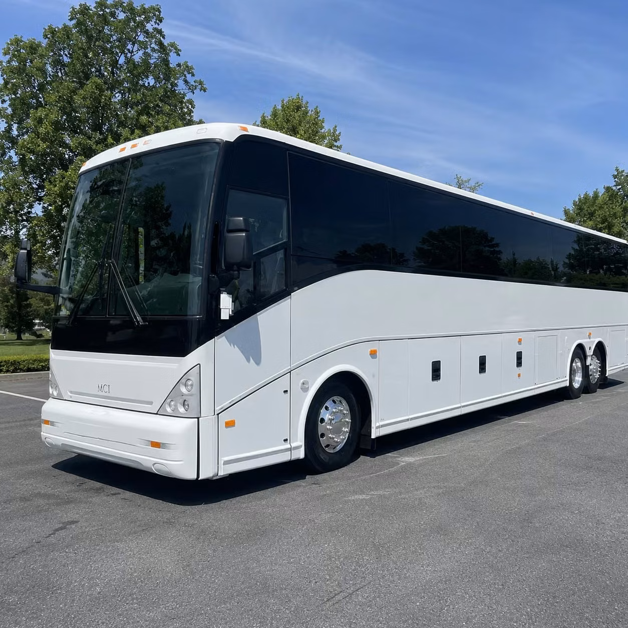 get a group airport transfer to and from buffalo niagara international airport