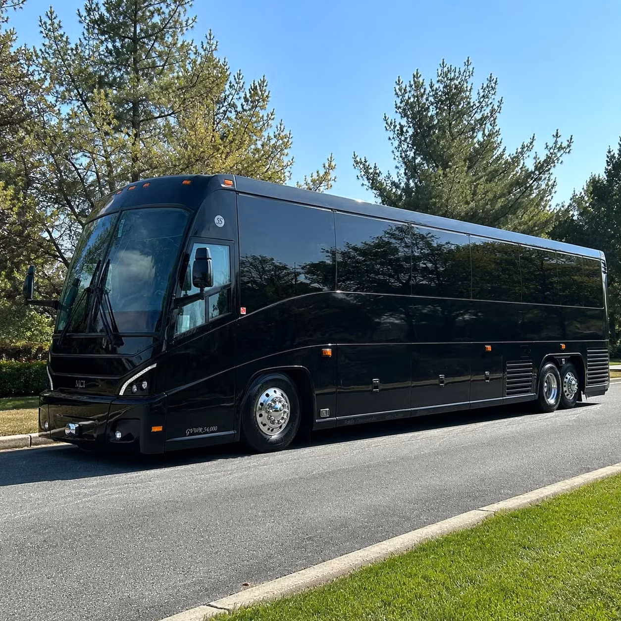 how the distance and duration of your trip affect charter bus rates in niagara falls