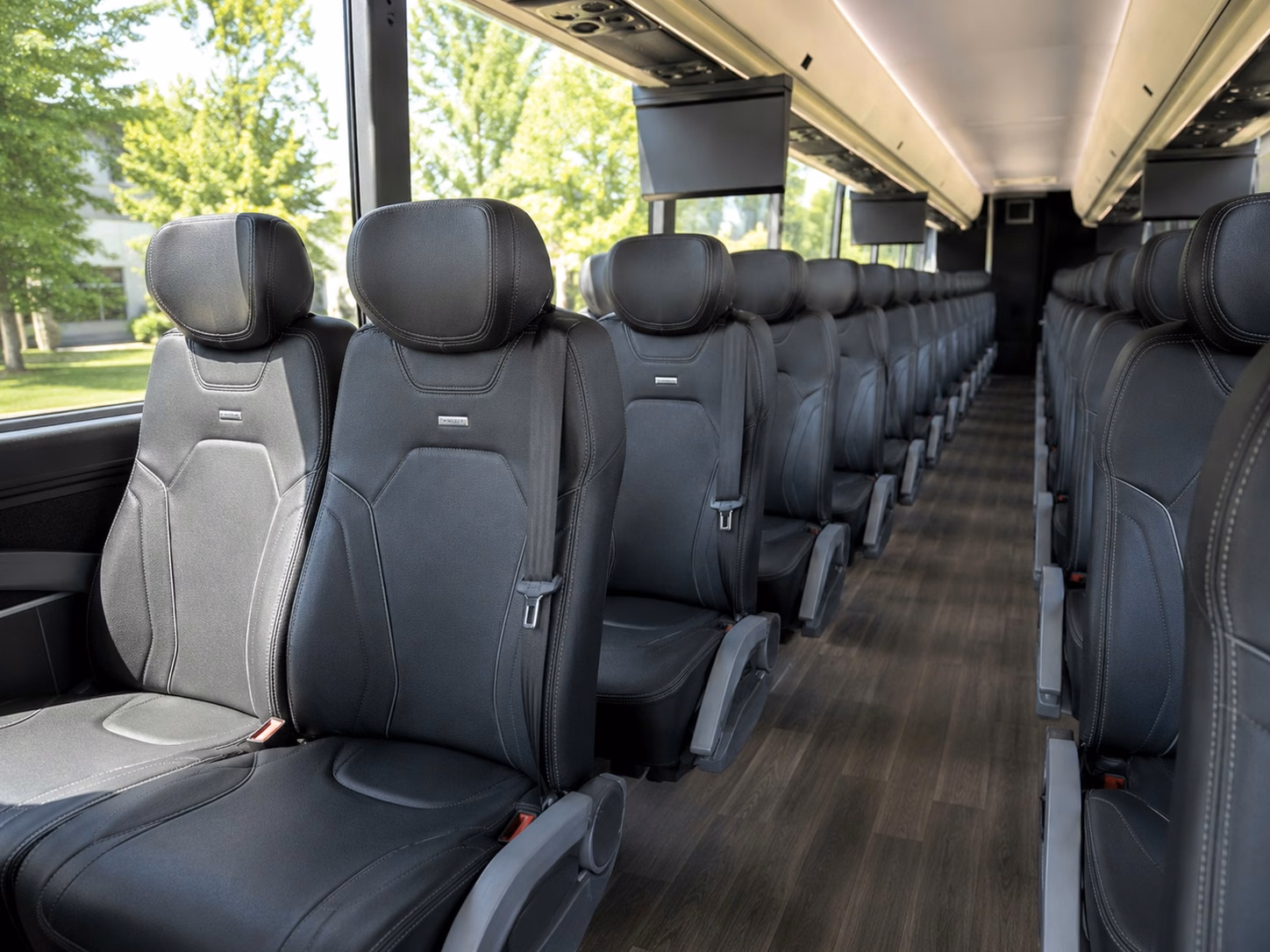 how your bus type changes the price of a charter bus rental in niagara falls new york